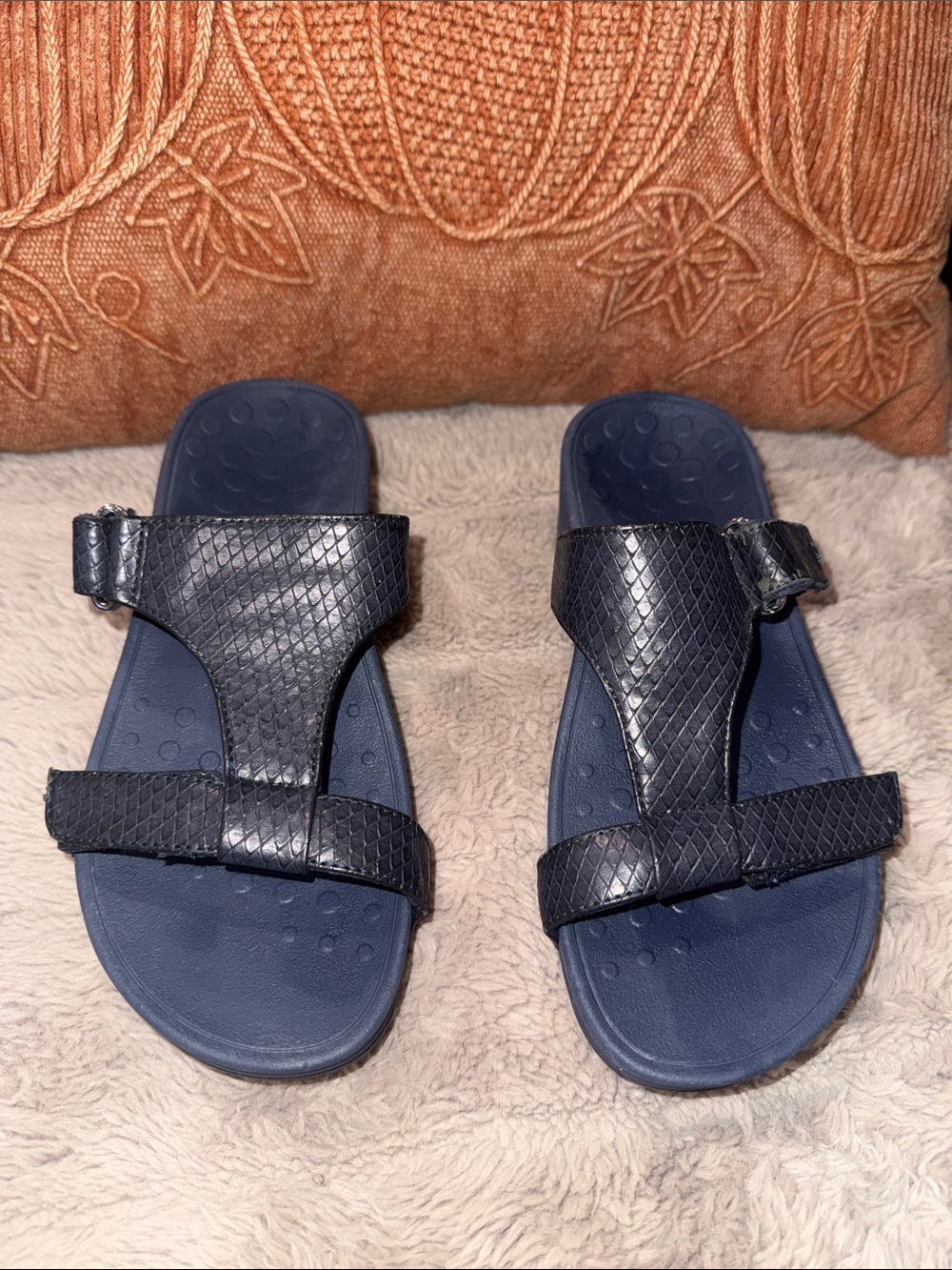 Vionic Pacific Ellie Navy Blue Snake Embossed Leather Orthotic Wedge Sandal,Sz 5
